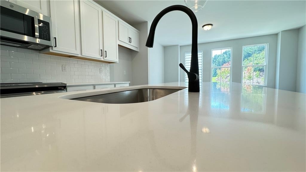 1475 Creekside Circle Nw - Photo 3