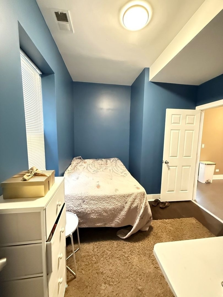 1019 N Ridgeway Avenue - Photo 14