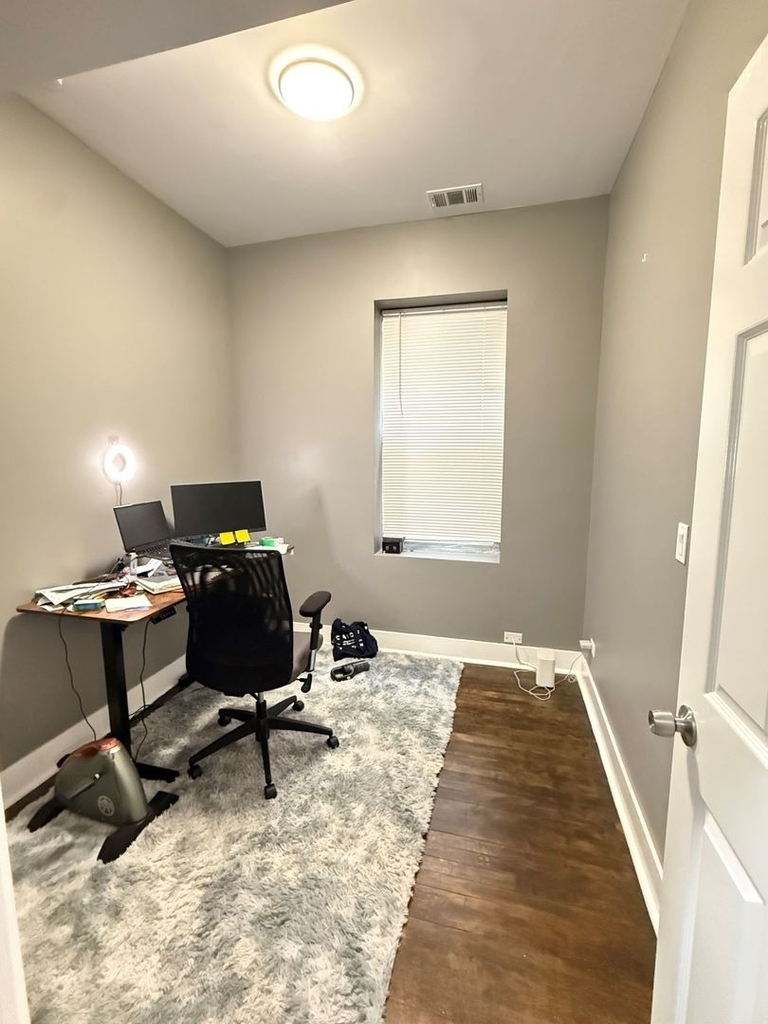1019 N Ridgeway Avenue - Photo 10
