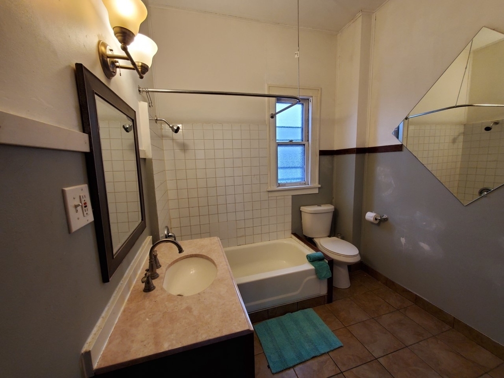 2334 N Campbell Avenue - Photo 15