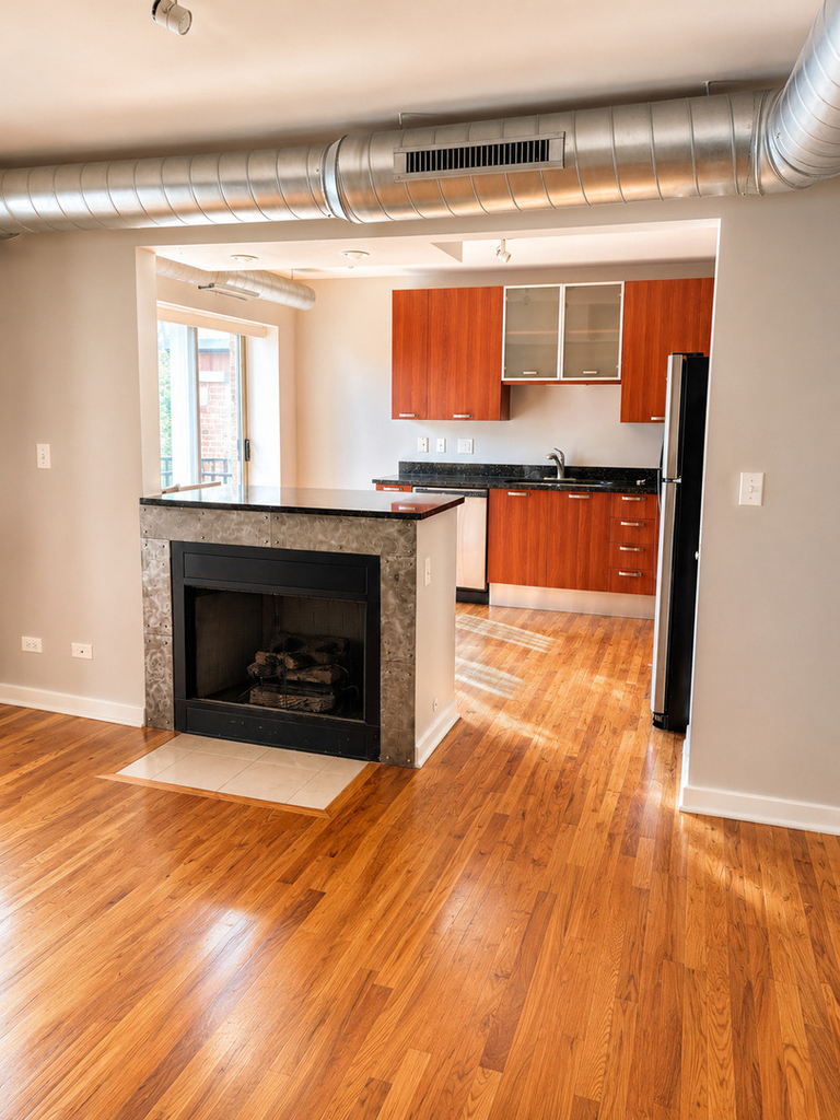 2002 W Birchwood Avenue - Photo 2