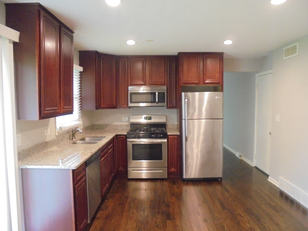1130 Laurel Drive - Photo 8