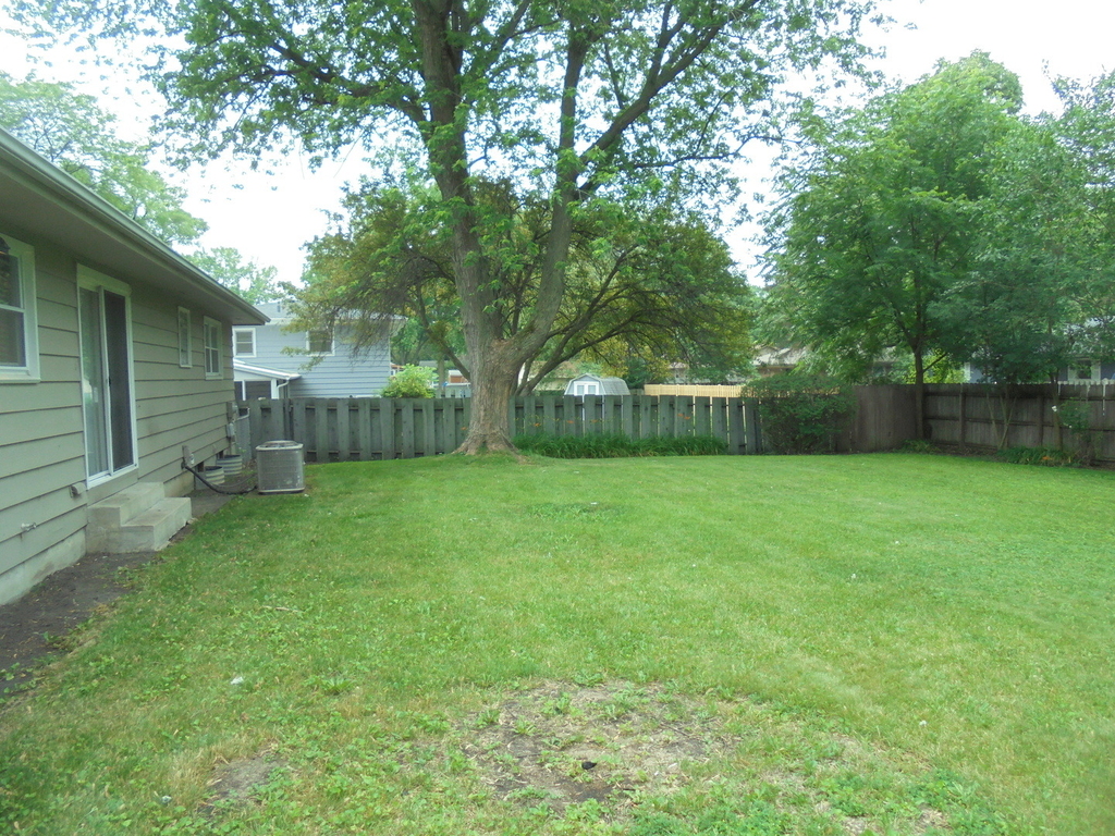 1130 Laurel Drive - Photo 33