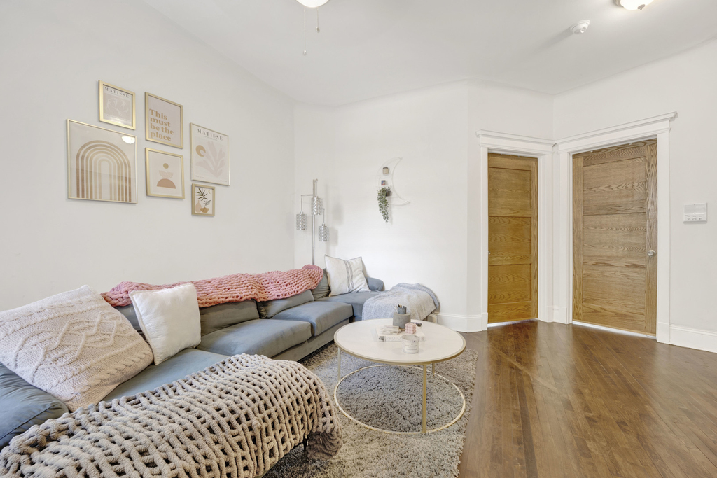 3932 N Sheridan Road - Photo 1