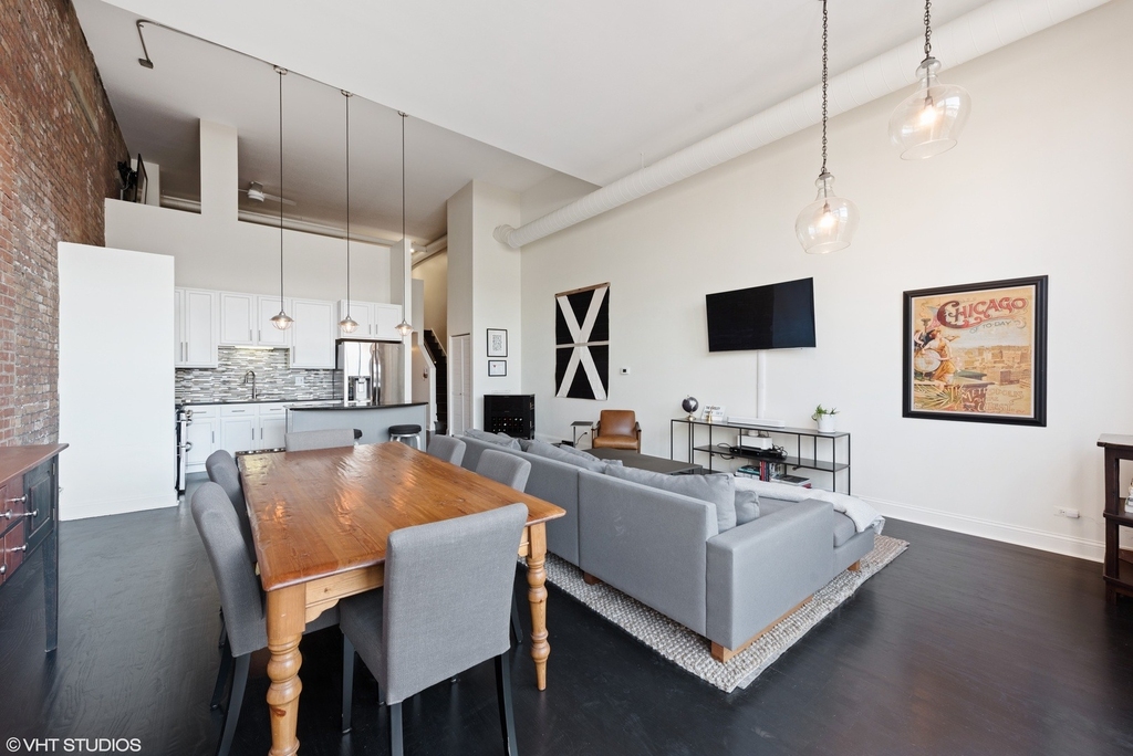 215 N Aberdeen Street - Photo 4