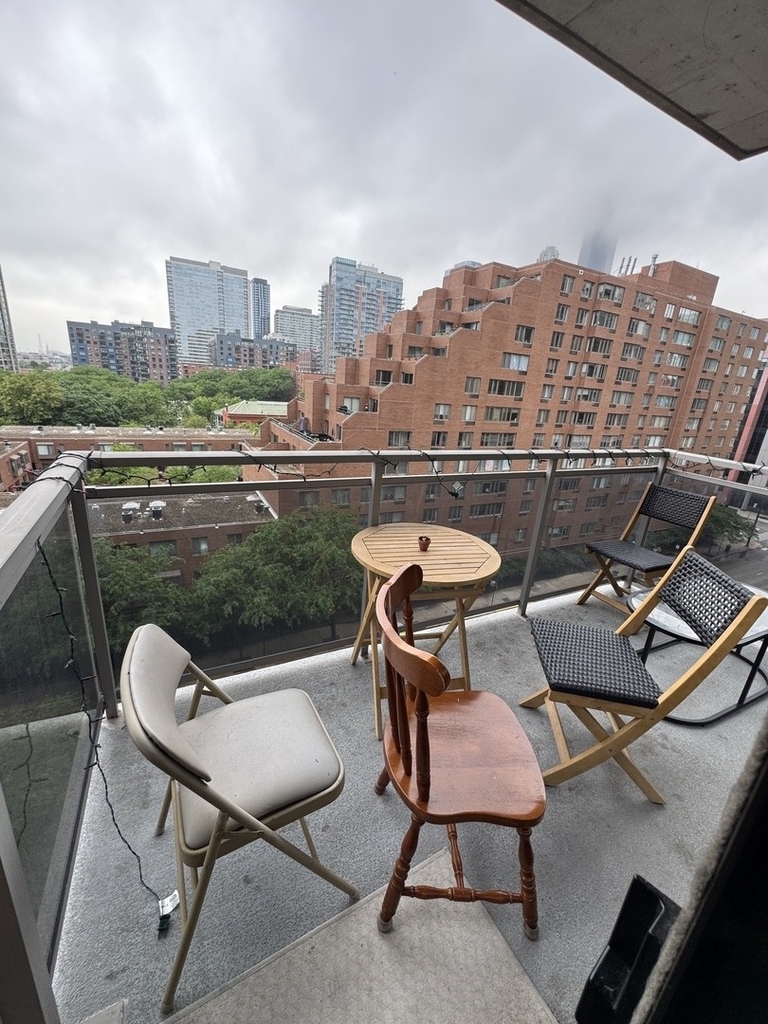 1 E 8th Street - Photo 10