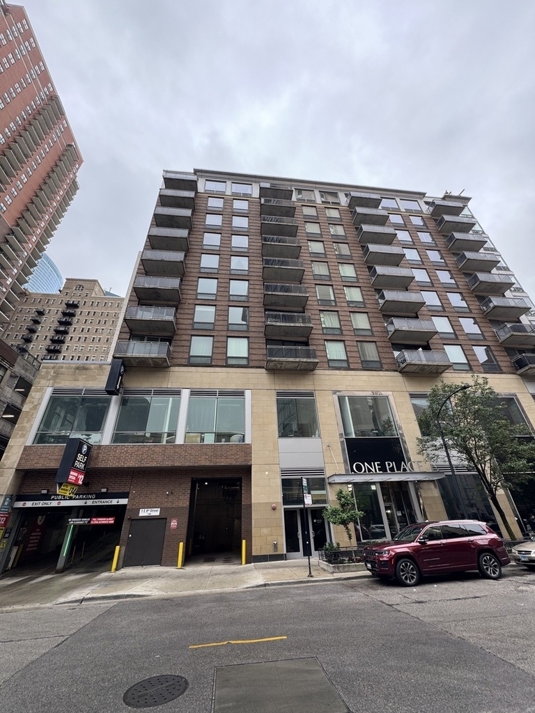 1 E 8th Street - Photo 0
