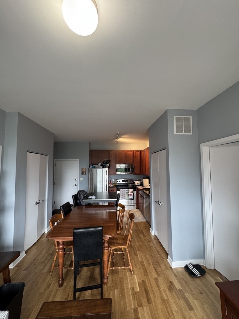 1 E 8th Street - Photo 13