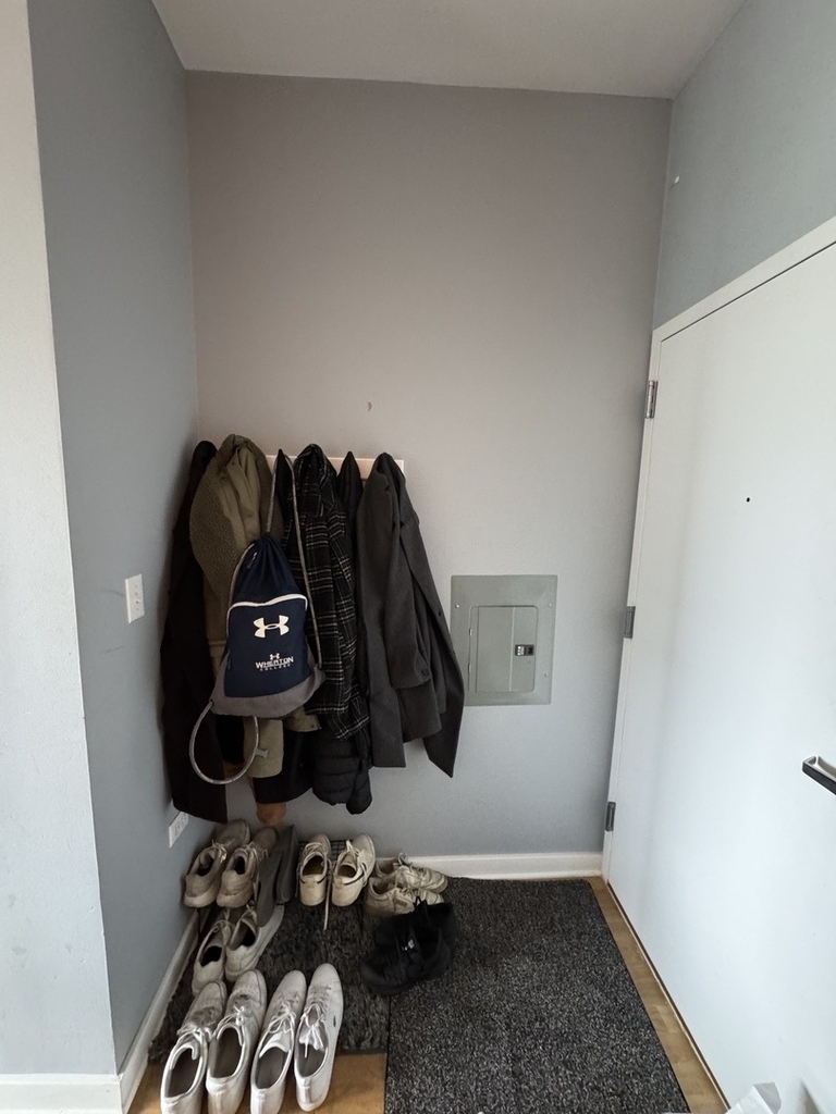 1 E 8th Street - Photo 23