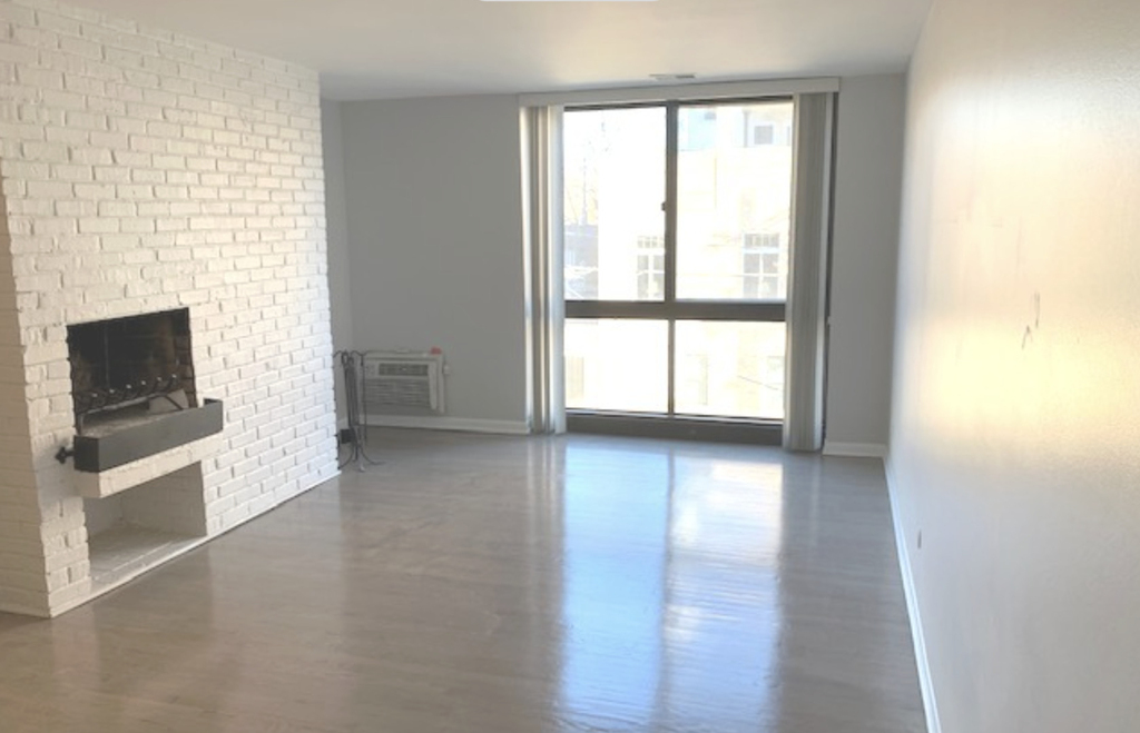 2201 N Cleveland Avenue - Photo 1