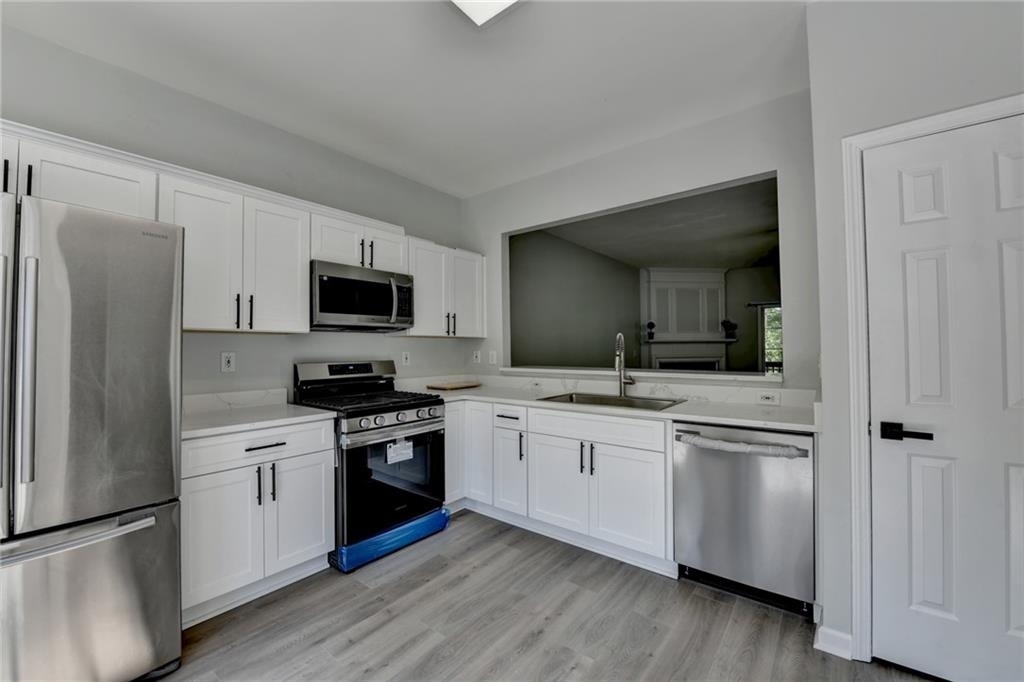 3977 Howell Park Road - Photo 14