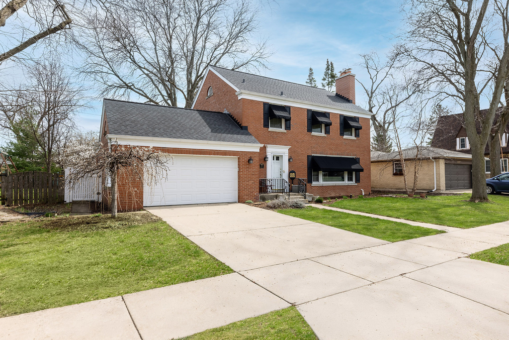 259 Cornell Avenue - Photo 1