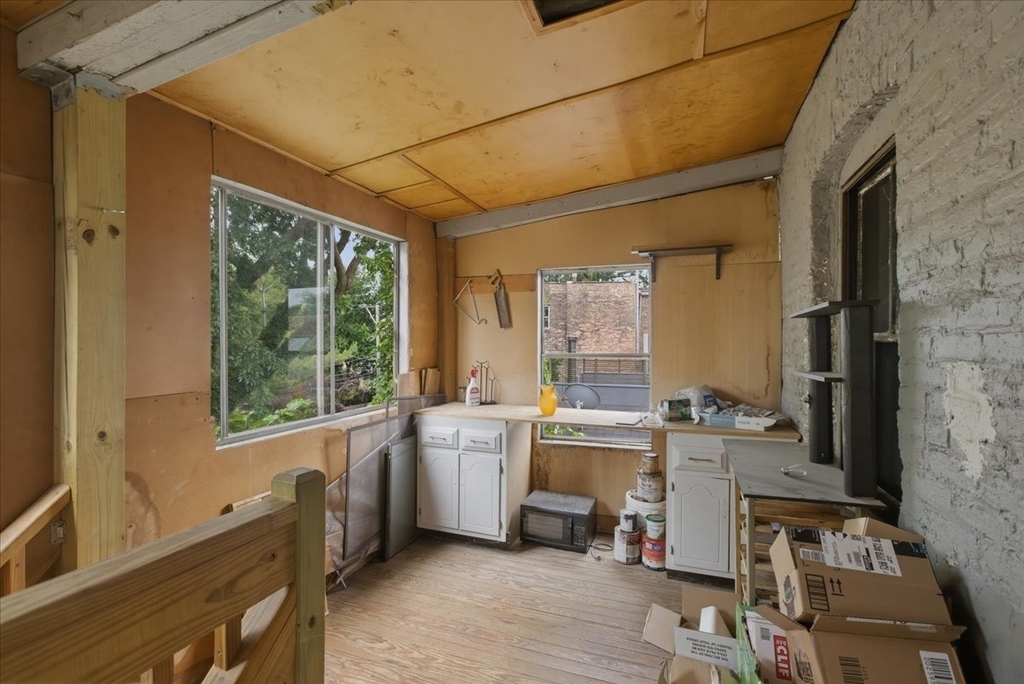 1931 W Evergreen Avenue - Photo 9