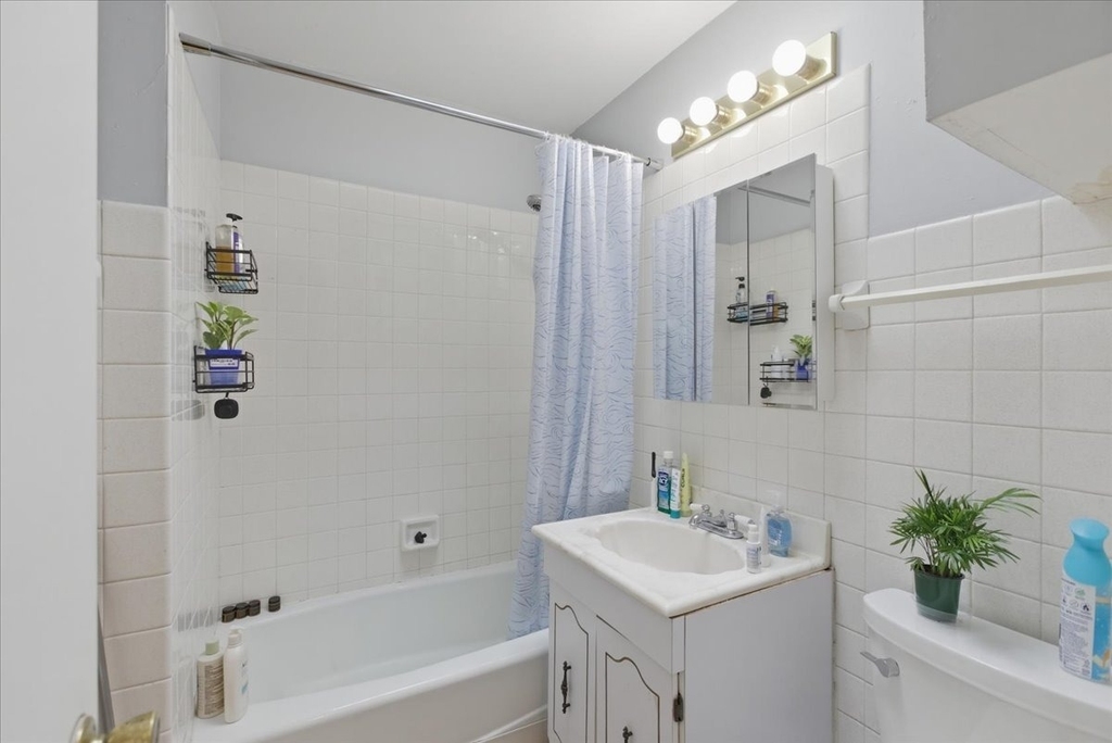 1931 W Evergreen Avenue - Photo 8
