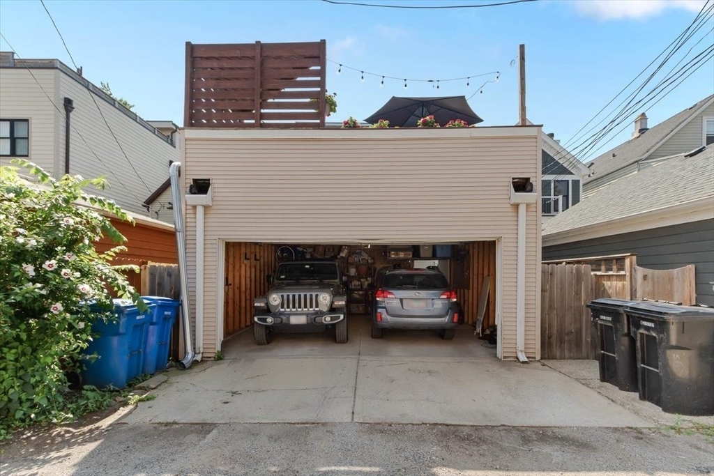 3625 N Hermitage Avenue - Photo 36
