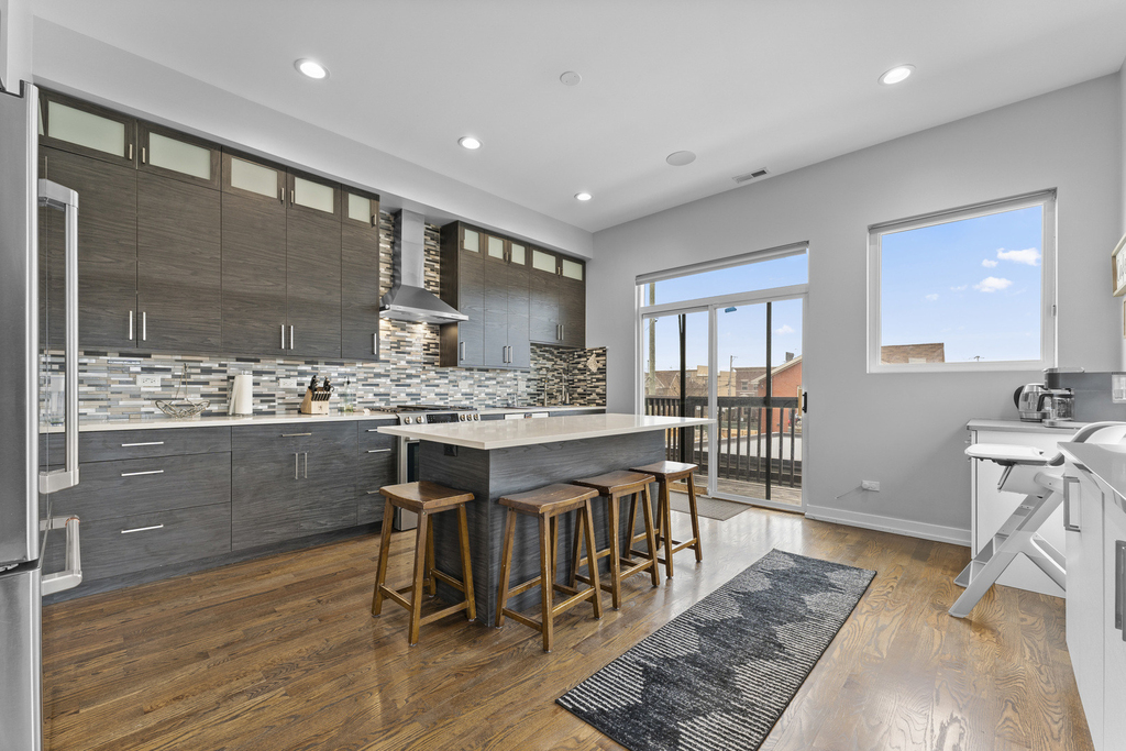 2437 W Jackson Boulevard - Photo 12