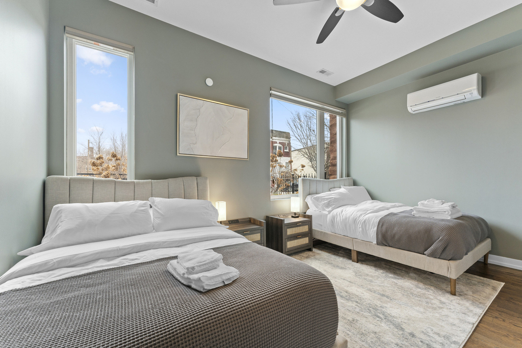 2437 W Jackson Boulevard - Photo 23