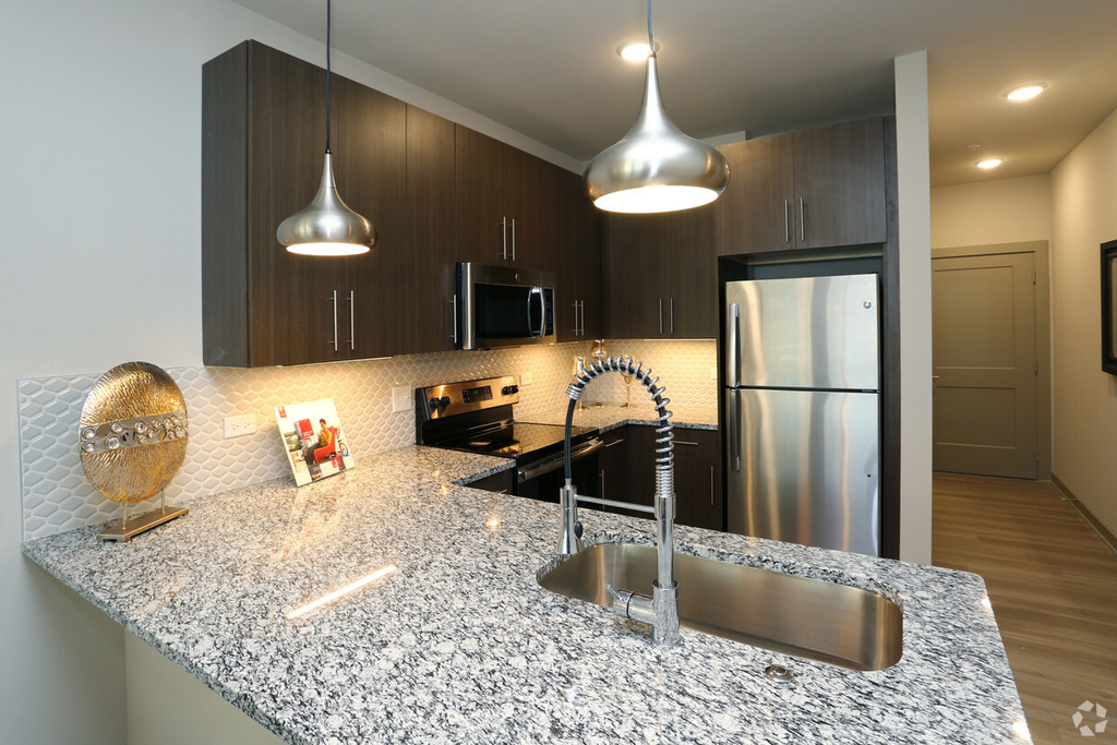 680 E Algonquin Road - Photo 2