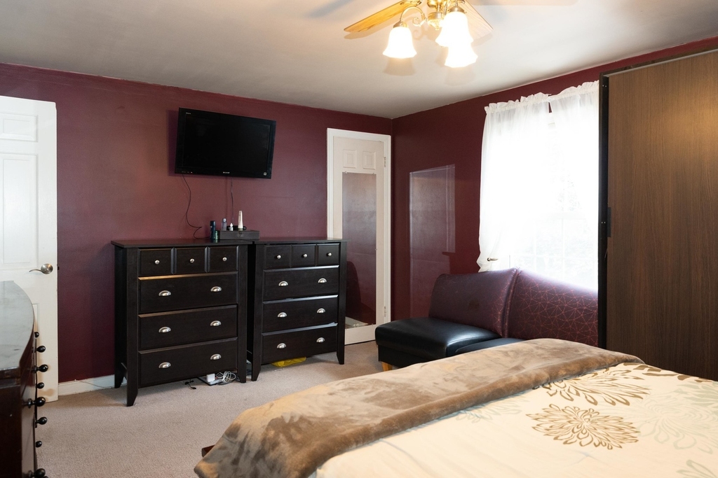 9019 Lincoln Avenue - Photo 6
