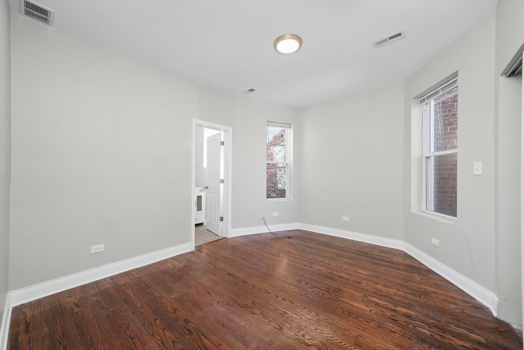 6833 S Merrill Avenue - Photo 4