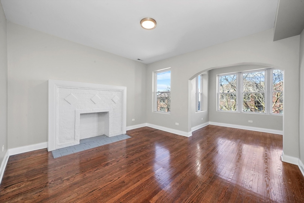 6833 S Merrill Avenue - Photo 3