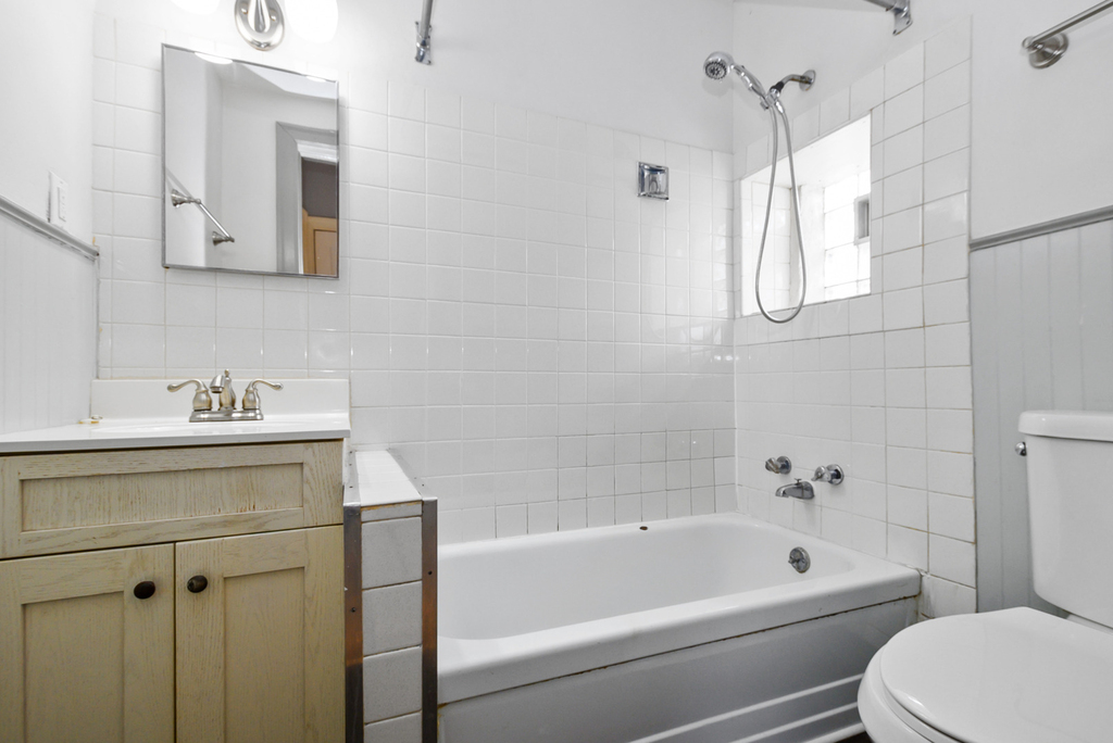 620 E 112th Street - Photo 14