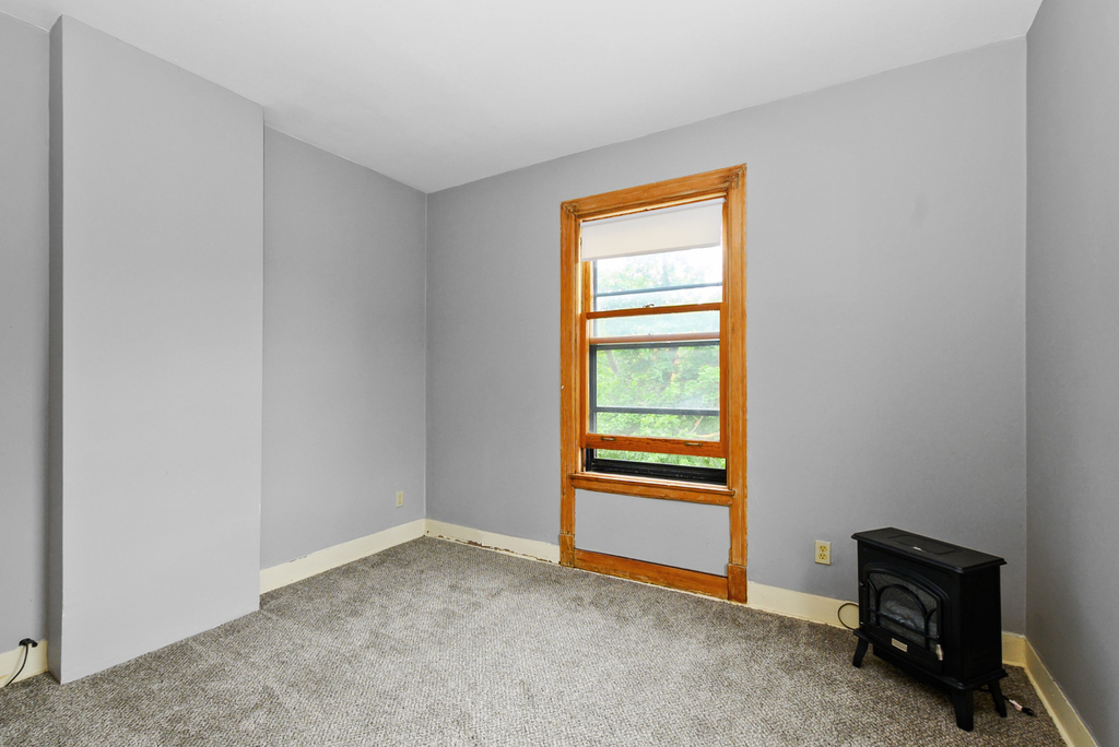 620 E 112th Street - Photo 12