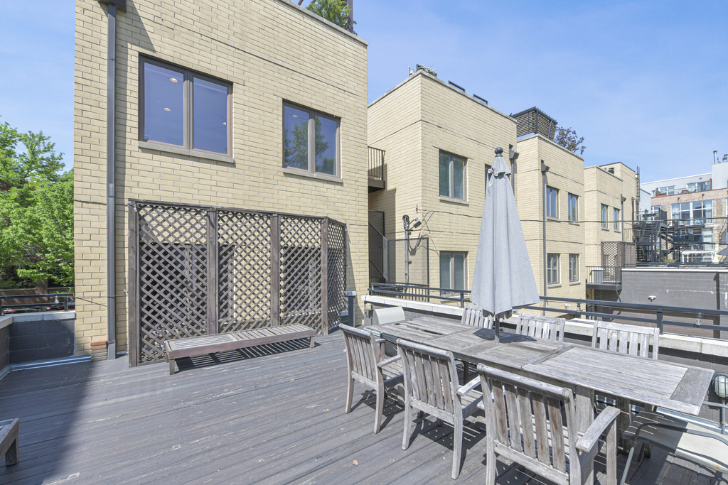2223 W Wabansia Avenue - Photo 20