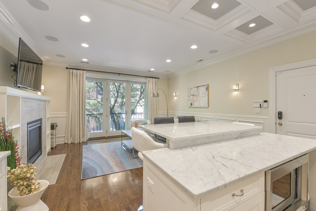 2223 W Wabansia Avenue - Photo 5