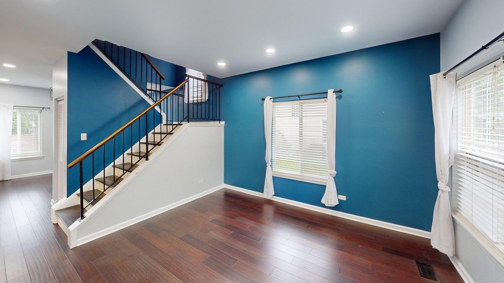 2529 Stonybrook Drive - Photo 1