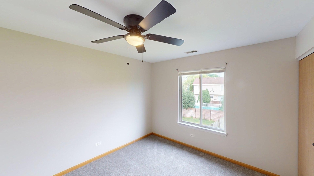 2529 Stonybrook Drive - Photo 12