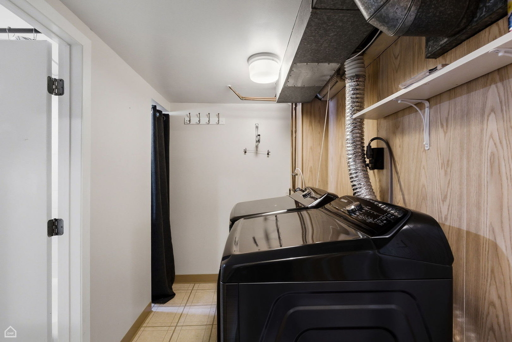 1512 Mulford Street - Photo 13