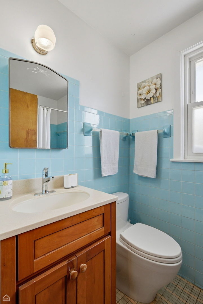 1512 Mulford Street - Photo 7