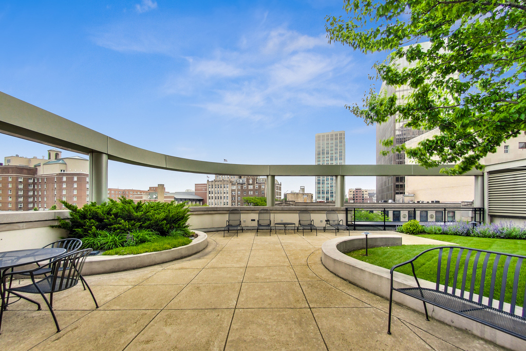 807 Davis Street - Photo 19