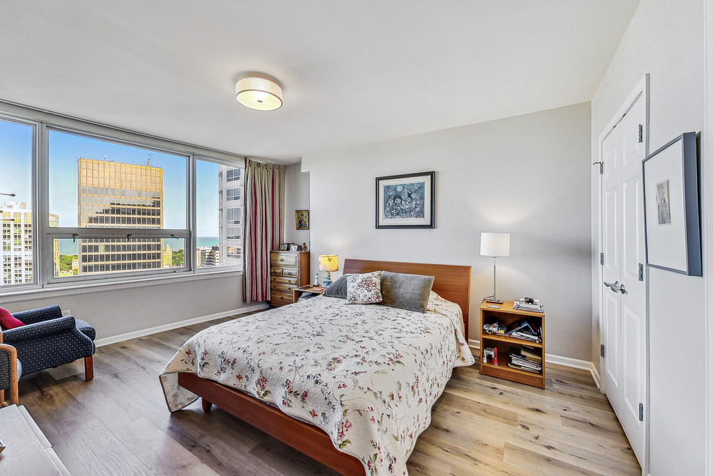 807 Davis Street - Photo 10