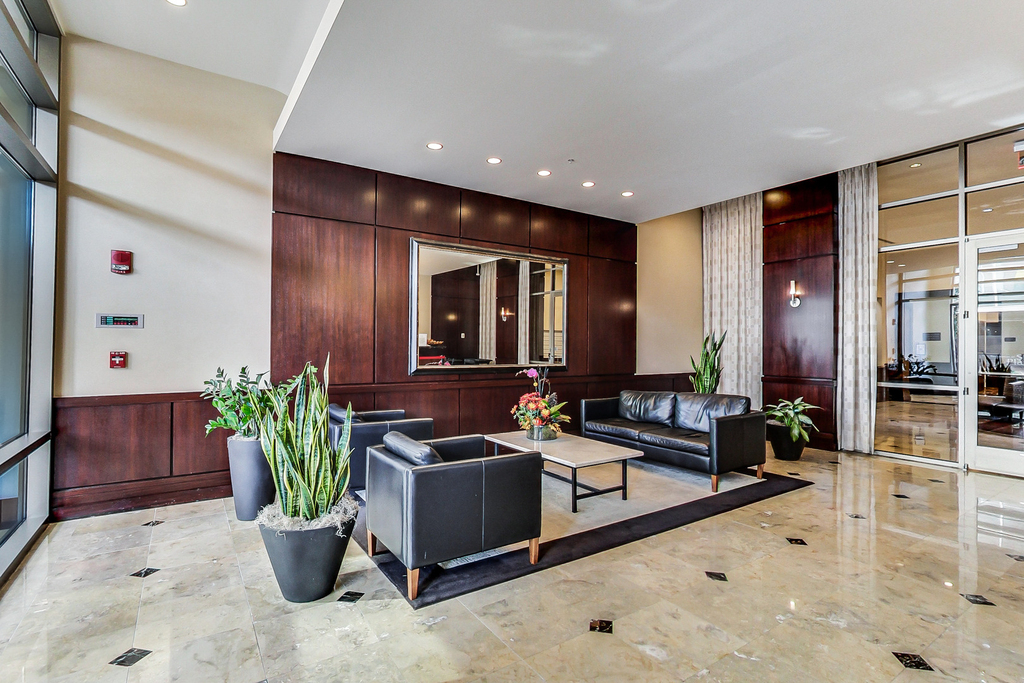 807 Davis Street - Photo 2