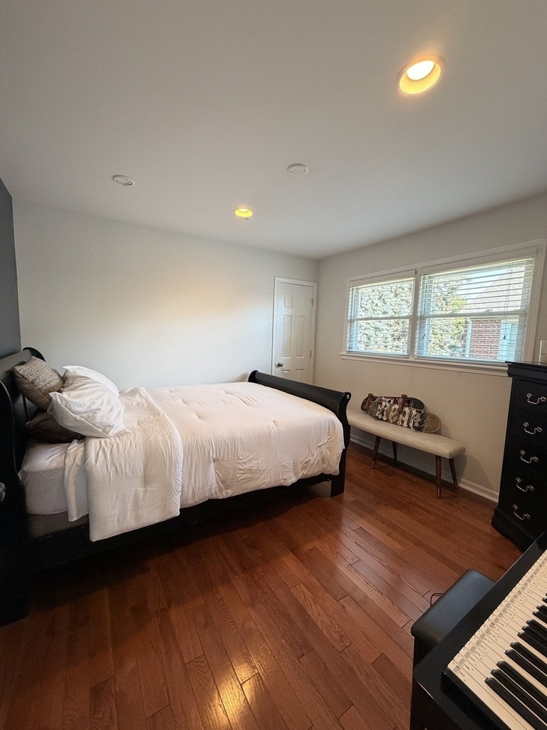 4605 Prairie Avenue - Photo 9