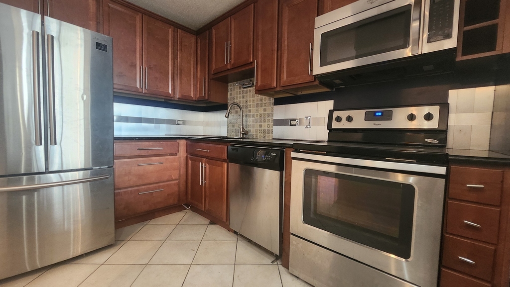 405 N Wabash Avenue - Photo 8