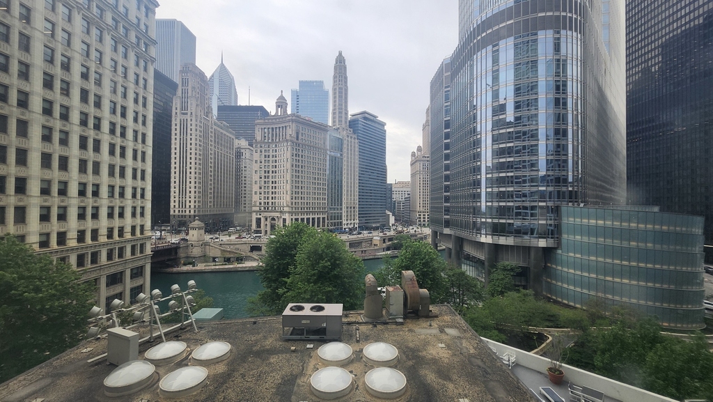 405 N Wabash Avenue - Photo 14