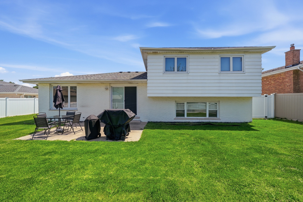 16450 Cherry Hill Avenue - Photo 21