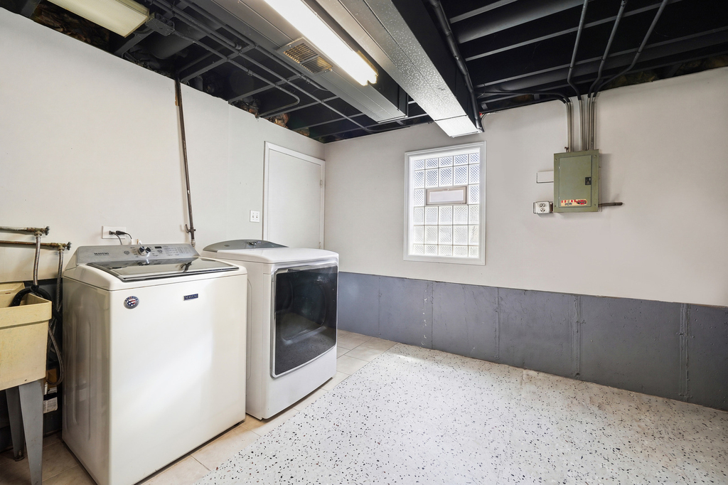 16450 Cherry Hill Avenue - Photo 7