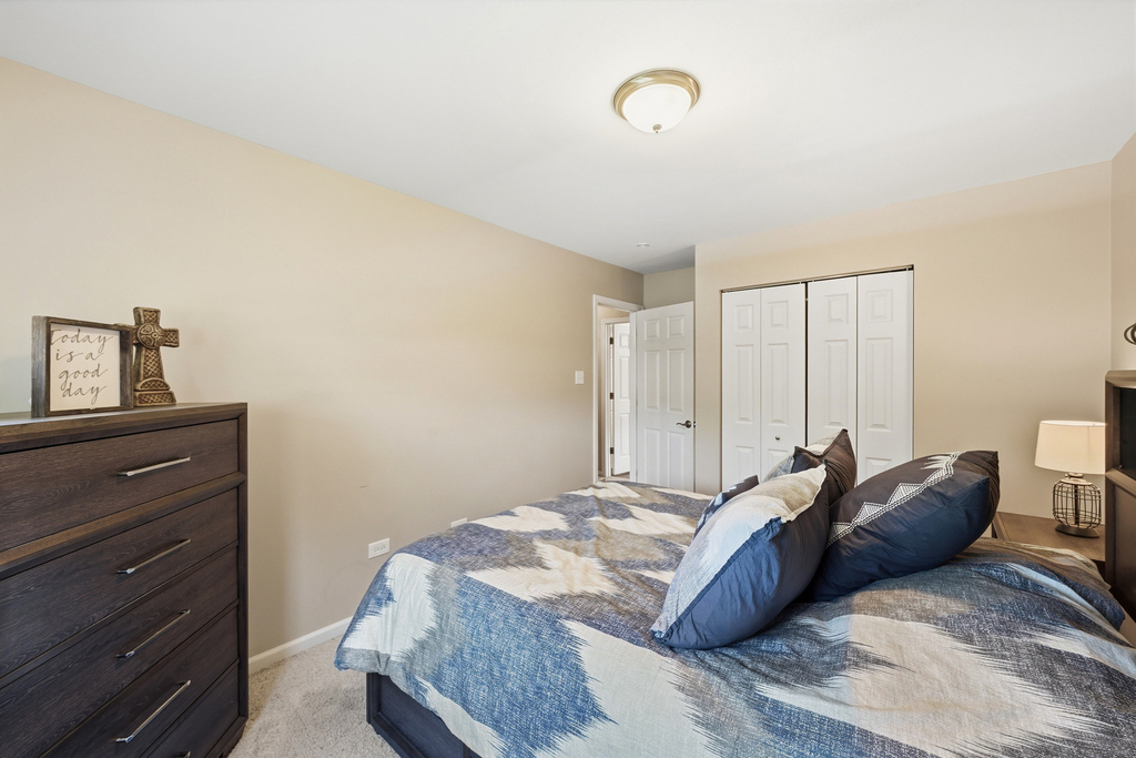 16450 Cherry Hill Avenue - Photo 10