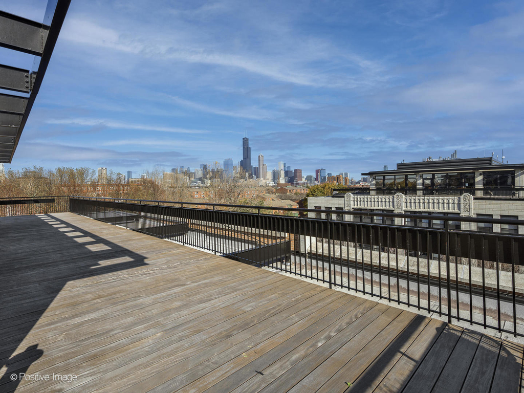1151 W 14th Place - Photo 17