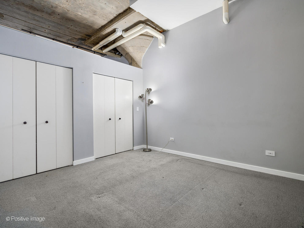 1151 W 14th Place - Photo 10