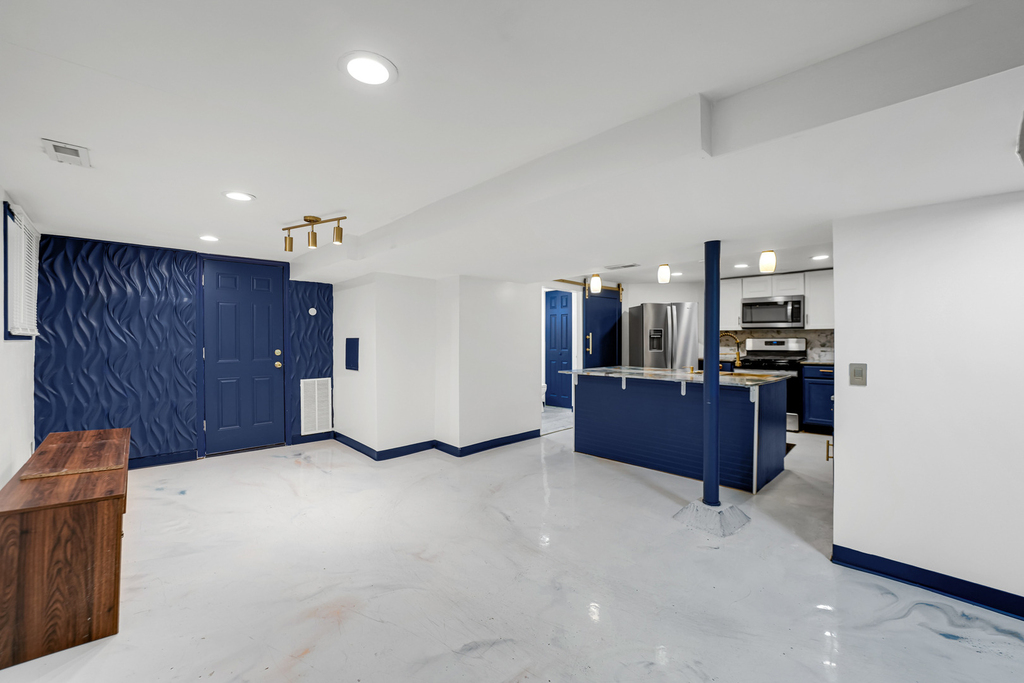 8140 S Paulina Street - Photo 3