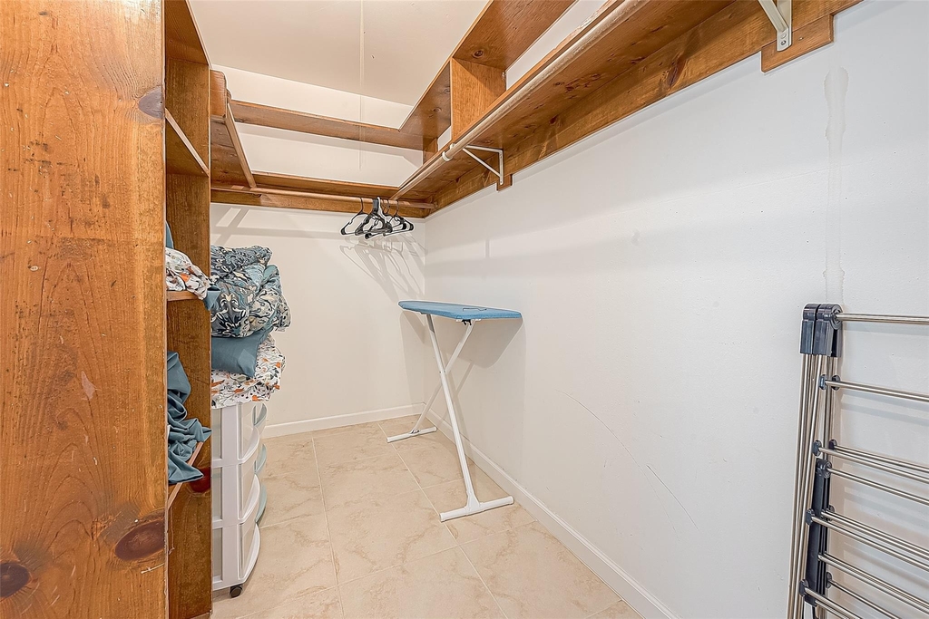 2101 Fountain View Drive - Photo 25