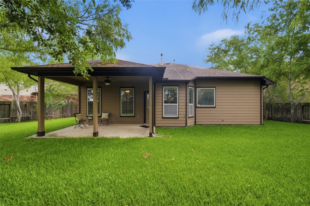 3831 Daintree Park Drive - Photo 26