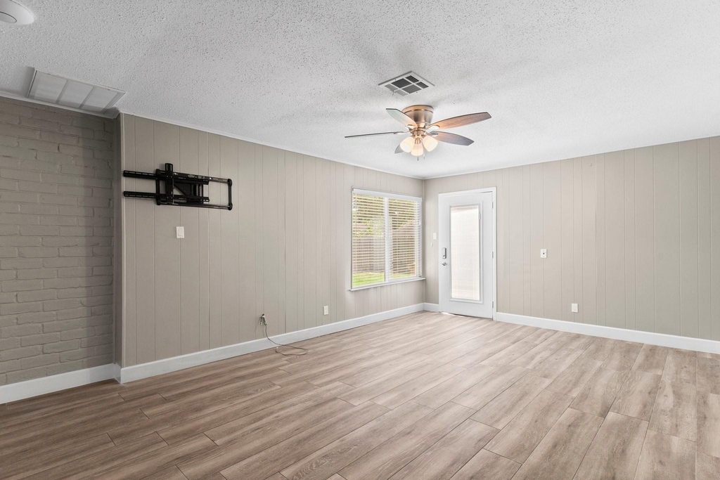 27234 Wells Lane - Photo 5