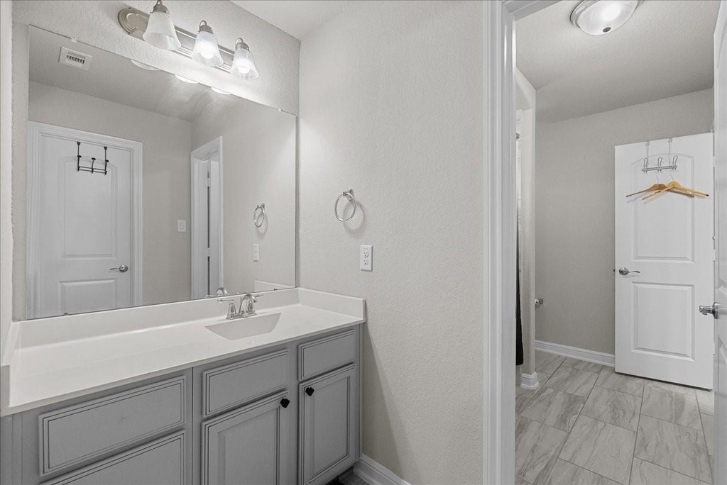 2417 Lake Mist Drive - Photo 38