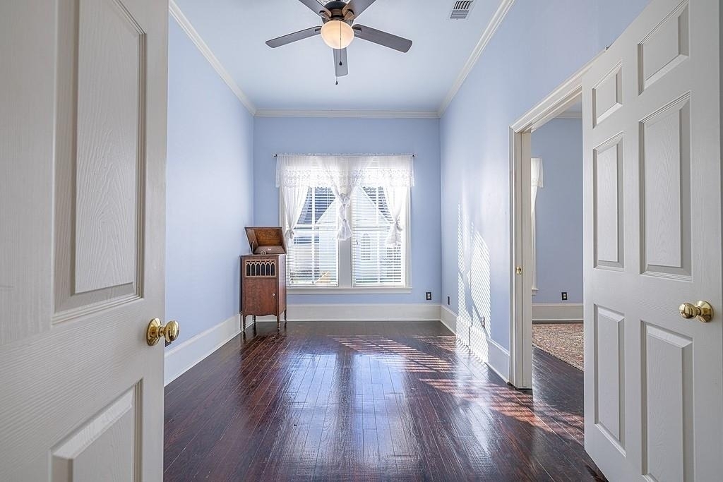 809 Milam Street - Photo 16